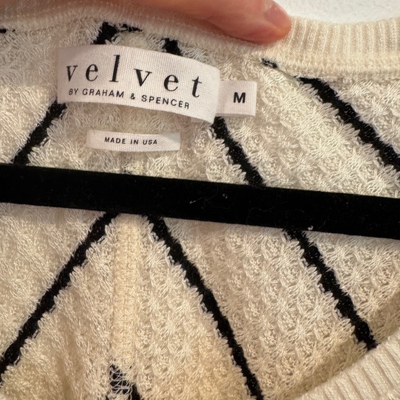 Velvet Chevron Knit Poncho in Cream and Black - Picture 4 of 5